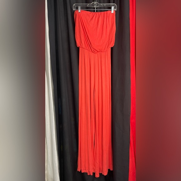 Coral strapless jump suit S - Picture 2 of 5